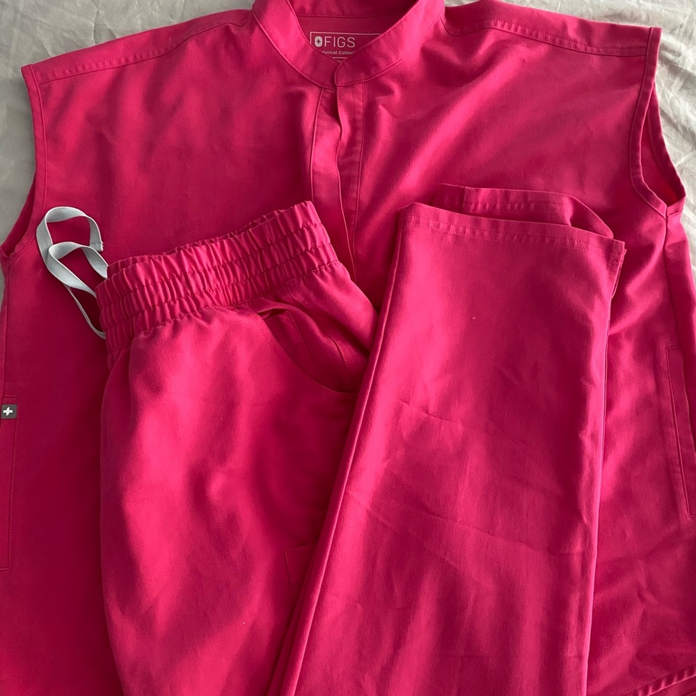 Figs brand scrubs.